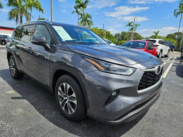 used 2021 Toyota Highlander car, priced at $33,795