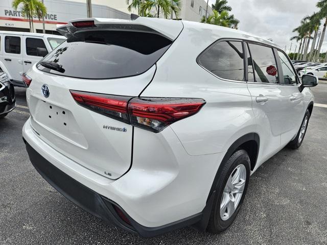 used 2023 Toyota Highlander Hybrid car, priced at $38,995