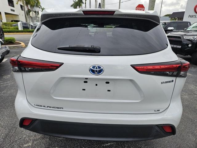 used 2023 Toyota Highlander Hybrid car, priced at $38,995