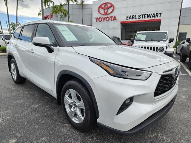 used 2023 Toyota Highlander Hybrid car, priced at $38,995