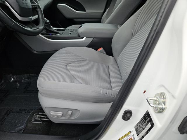 used 2023 Toyota Highlander Hybrid car, priced at $38,995