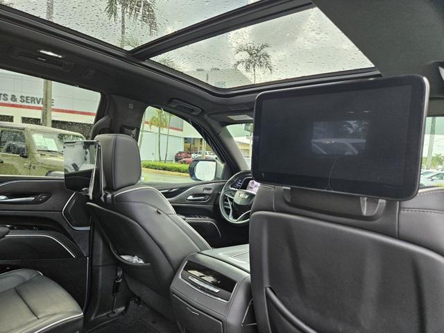 used 2023 Cadillac Escalade car, priced at $78,804