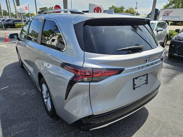 used 2023 Toyota Sienna car, priced at $45,995