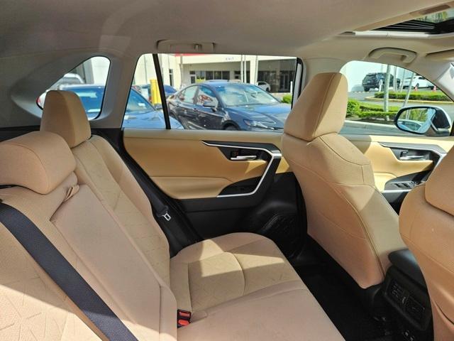 used 2020 Toyota RAV4 car, priced at $22,992
