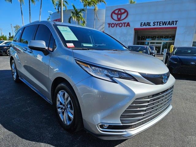 used 2023 Toyota Sienna car, priced at $49,594