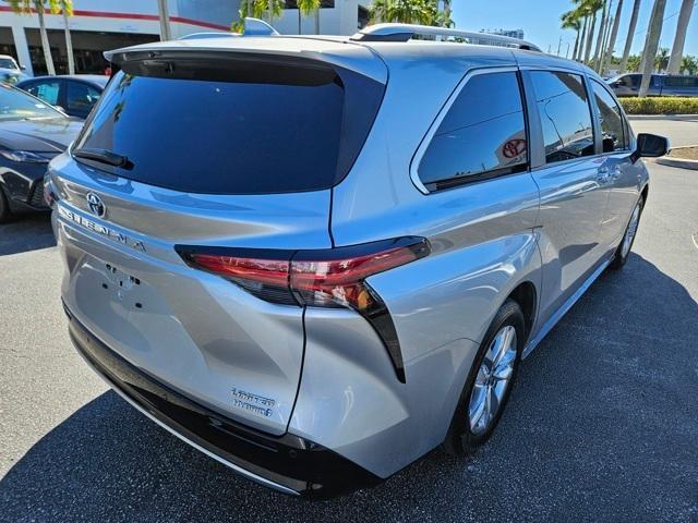 used 2023 Toyota Sienna car, priced at $49,594