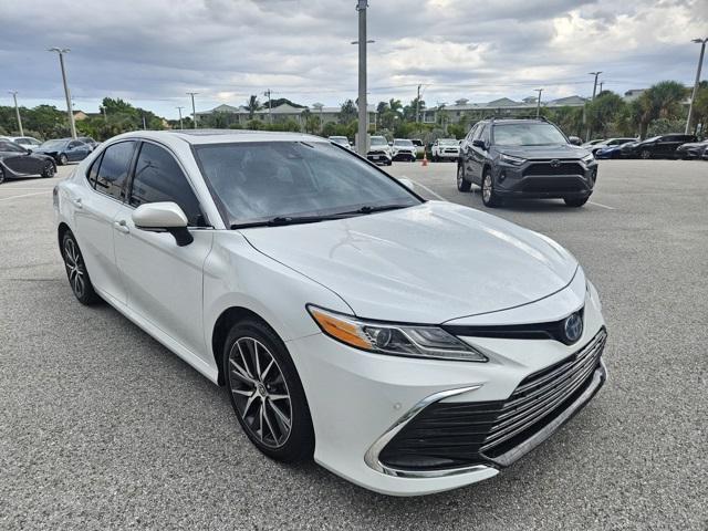 used 2022 Toyota Camry Hybrid car, priced at $23,995