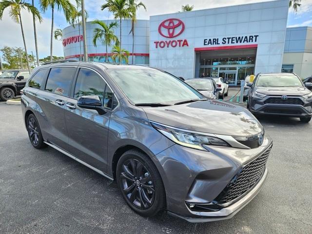 used 2022 Toyota Sienna car, priced at $43,997