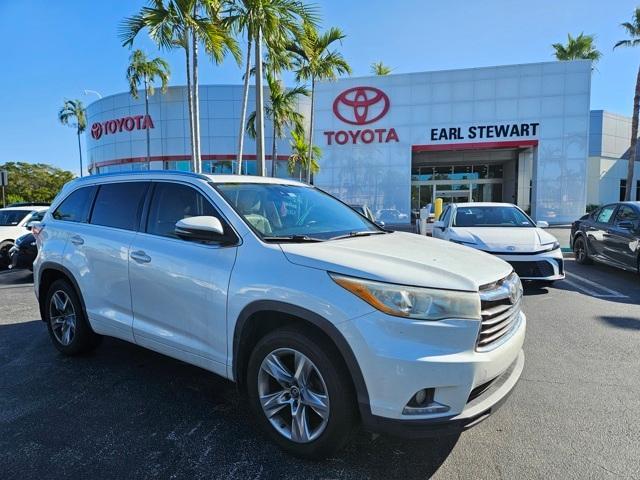 used 2016 Toyota Highlander car, priced at $18,995