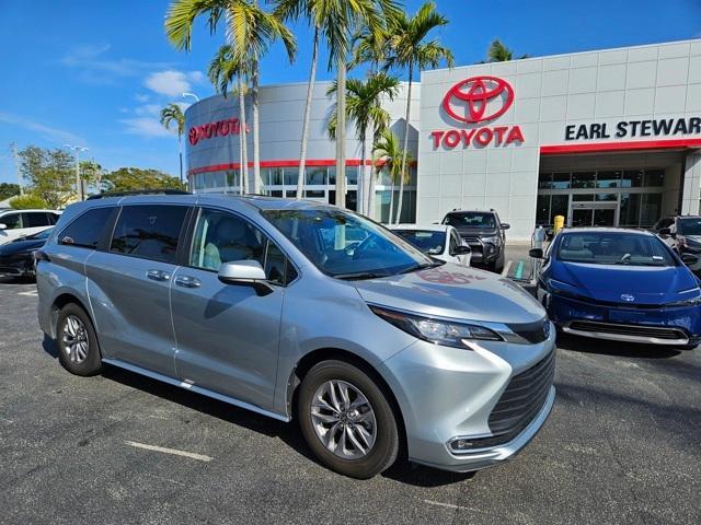 used 2023 Toyota Sienna car, priced at $42,994