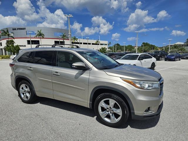 used 2016 Toyota Highlander car, priced at $19,995