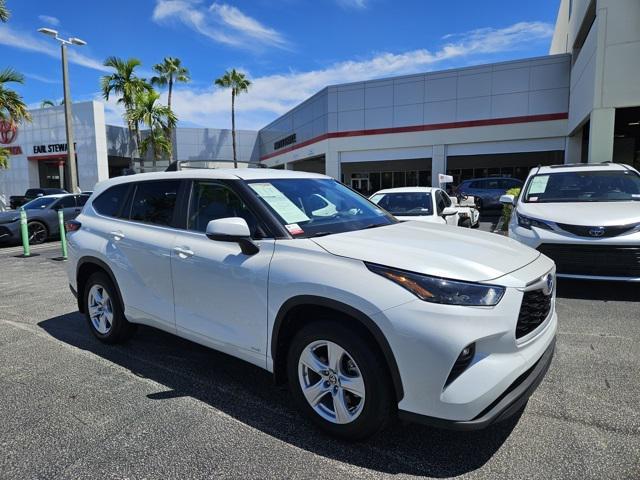 used 2023 Toyota Highlander Hybrid car, priced at $35,798