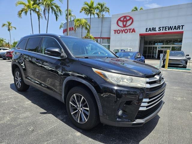 used 2019 Toyota Highlander car, priced at $24,994
