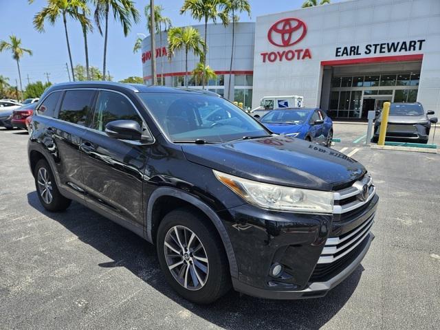 used 2019 Toyota Highlander car, priced at $24,994