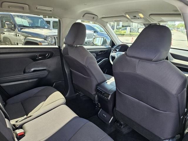 used 2024 Toyota Highlander car, priced at $37,995