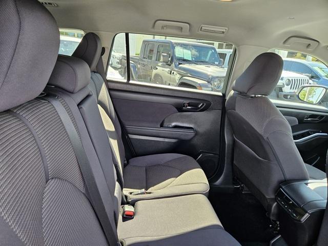 used 2024 Toyota Highlander car, priced at $37,995