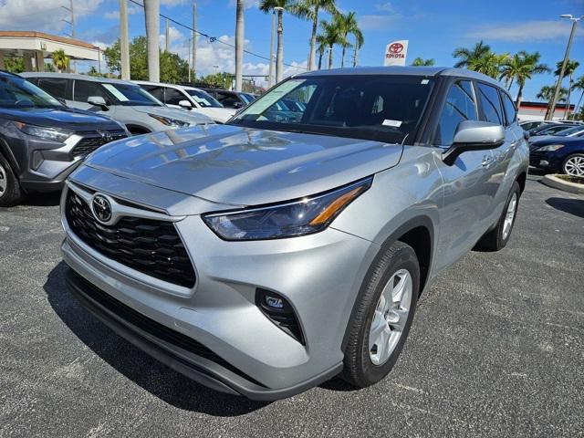 used 2024 Toyota Highlander car, priced at $37,995