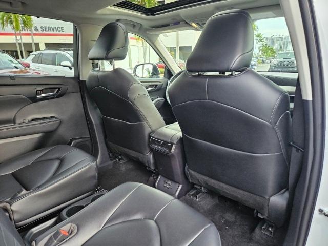 used 2023 Toyota Highlander car, priced at $34,595