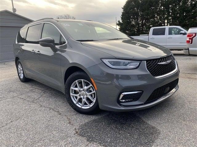 used 2022 Chrysler Pacifica car, priced at $21,792