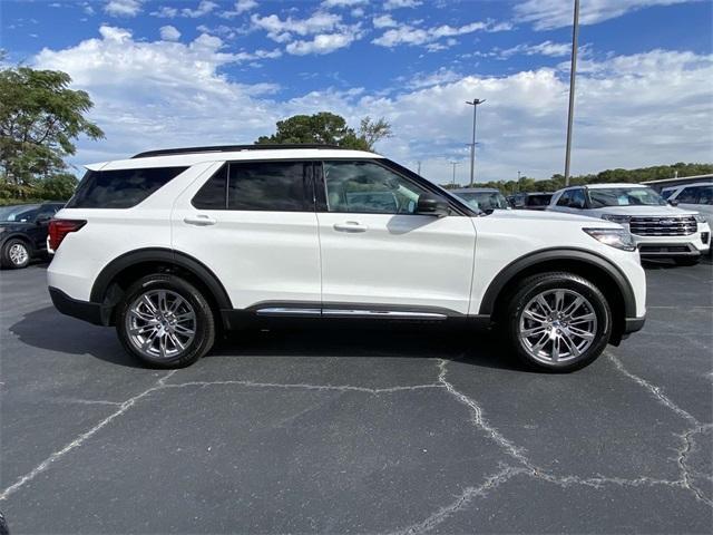 new 2025 Ford Explorer car, priced at $43,900