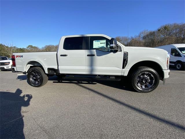 new 2025 Ford F-250 car, priced at $63,924