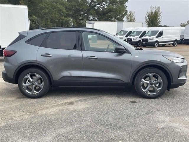 new 2025 Ford Escape car, priced at $29,381