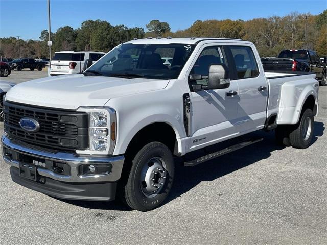 new 2024 Ford F-350 car, priced at $64,348