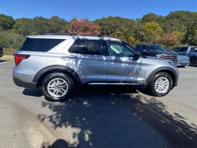 new 2025 Ford Explorer car, priced at $38,710