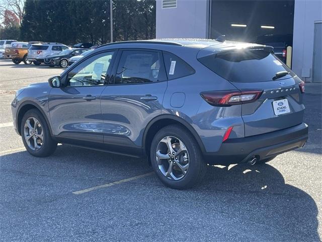 new 2025 Ford Escape car, priced at $30,826