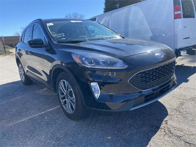 used 2022 Ford Escape car, priced at $23,364