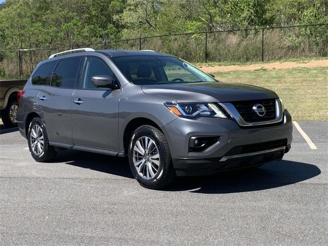 used 2020 Nissan Pathfinder car, priced at $21,457