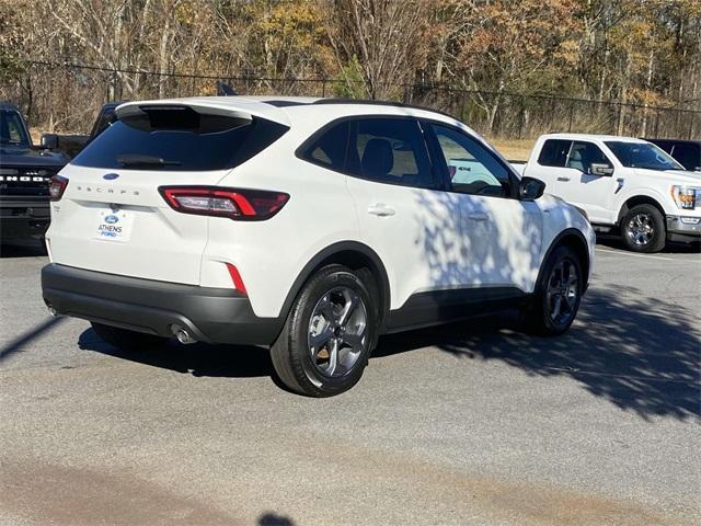 new 2025 Ford Escape car, priced at $30,176