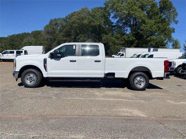 new 2024 Ford F-250 car, priced at $48,421