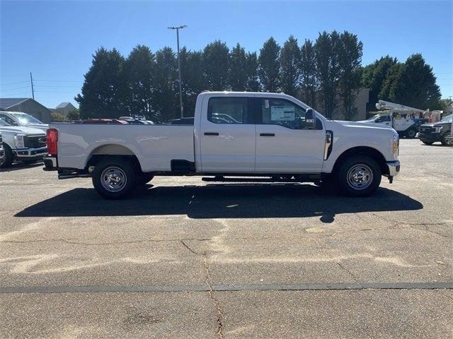 new 2024 Ford F-250 car, priced at $48,421