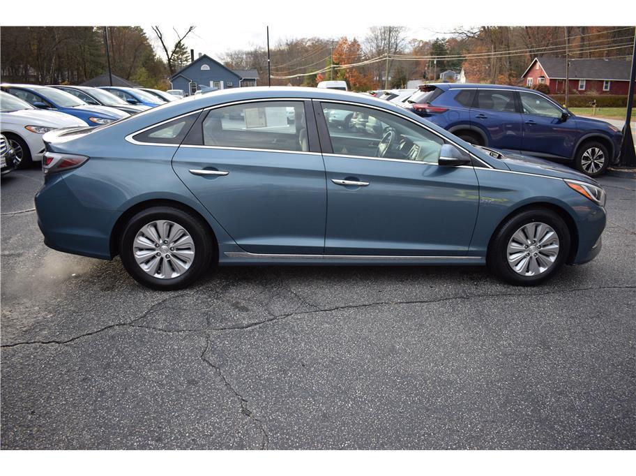 used 2016 Hyundai Sonata Hybrid car, priced at $11,495