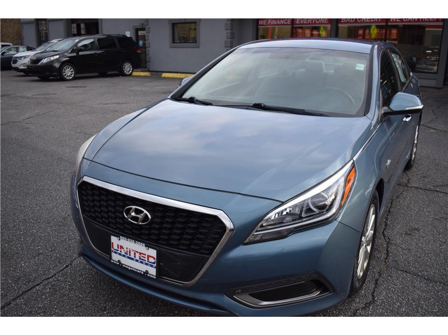 used 2016 Hyundai Sonata Hybrid car, priced at $11,495