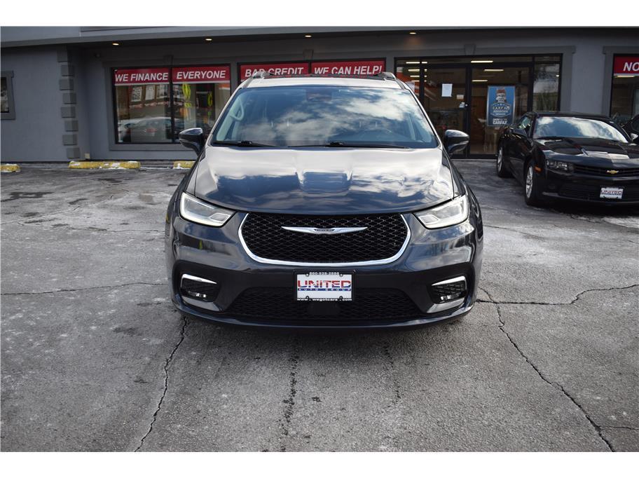 used 2021 Chrysler Pacifica car, priced at $19,695