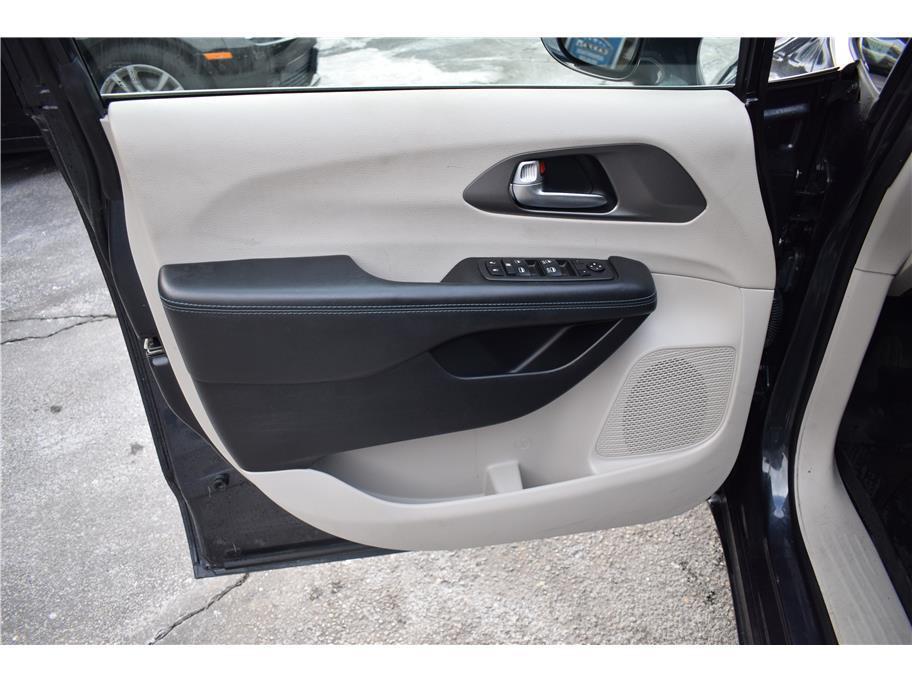 used 2021 Chrysler Pacifica car, priced at $19,695