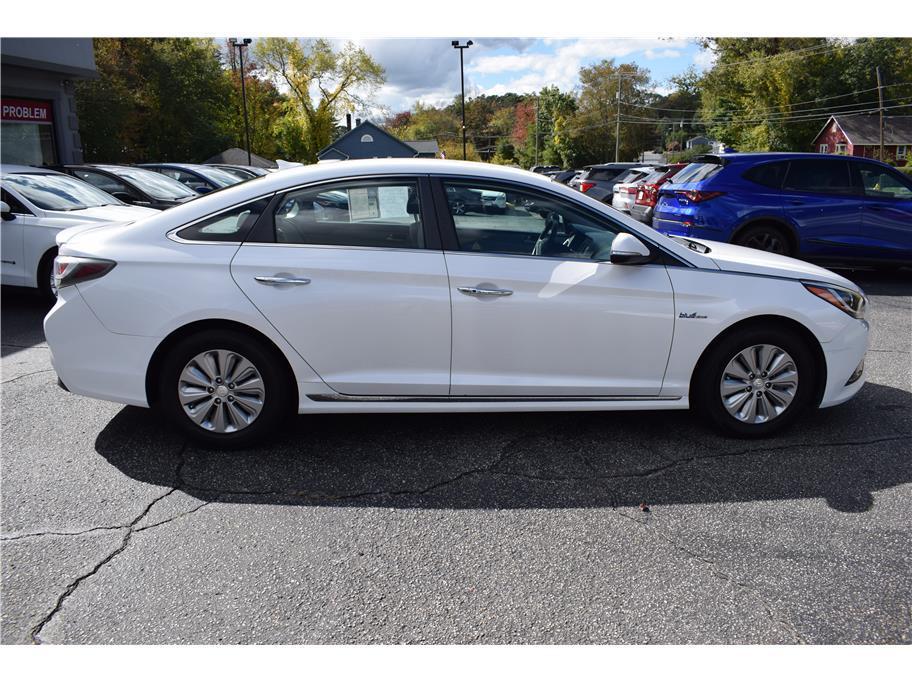 used 2016 Hyundai Sonata Hybrid car, priced at $13,795