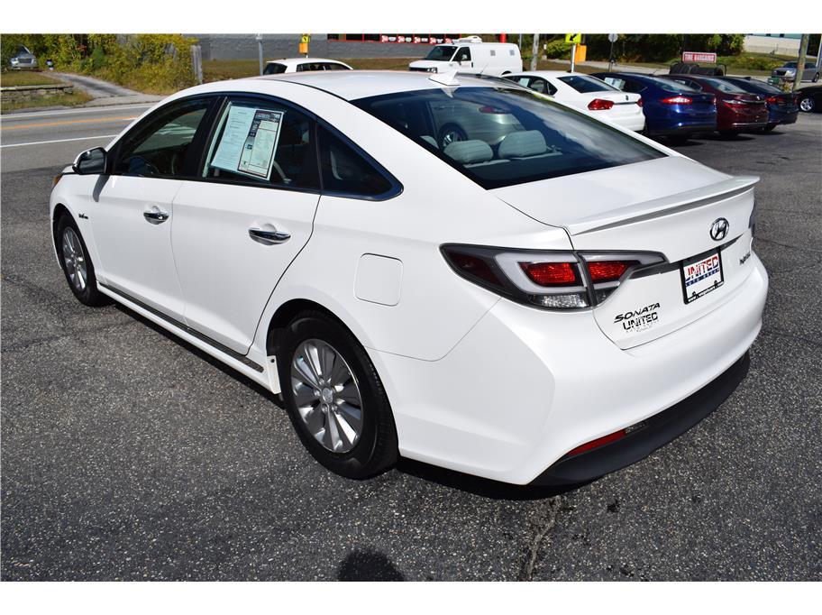 used 2016 Hyundai Sonata Hybrid car, priced at $13,795