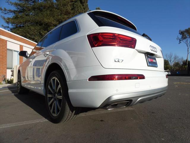used 2019 Audi Q7 car, priced at $17,790