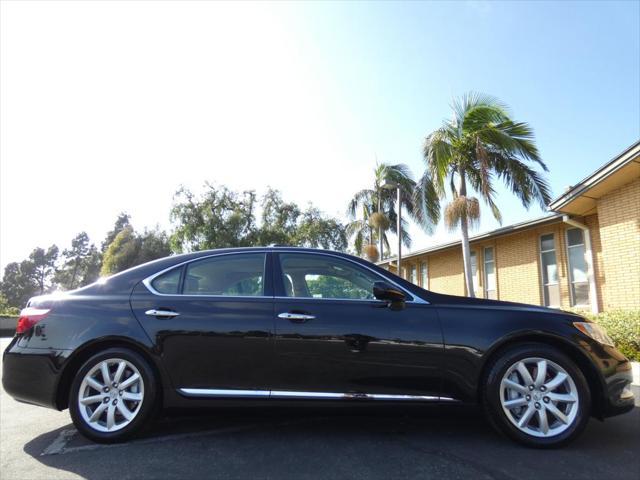 used 2007 Lexus LS 460 car, priced at $14,990