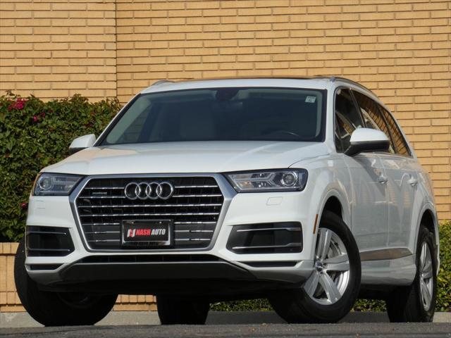 used 2019 Audi Q7 car, priced at $19,990