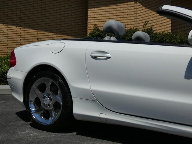used 2006 Mercedes-Benz SL-Class car, priced at $19,990