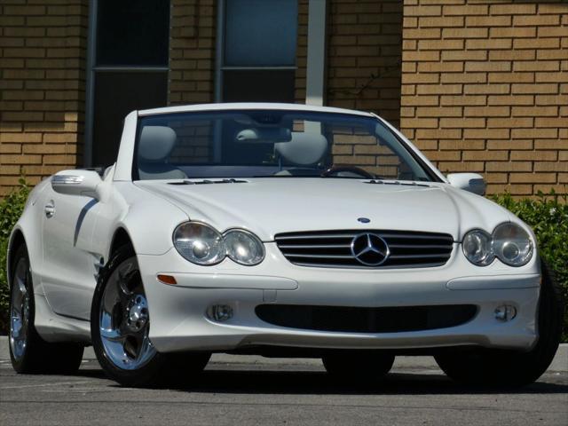 used 2006 Mercedes-Benz SL-Class car, priced at $19,990