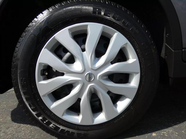 used 2016 Nissan Rogue car, priced at $10,990