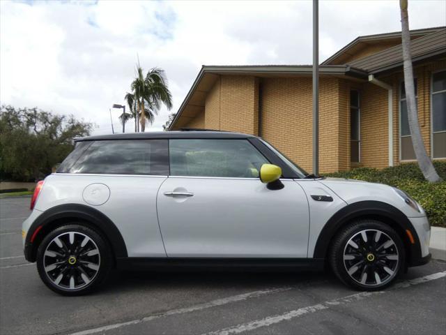 used 2022 MINI Hardtop car, priced at $20,990