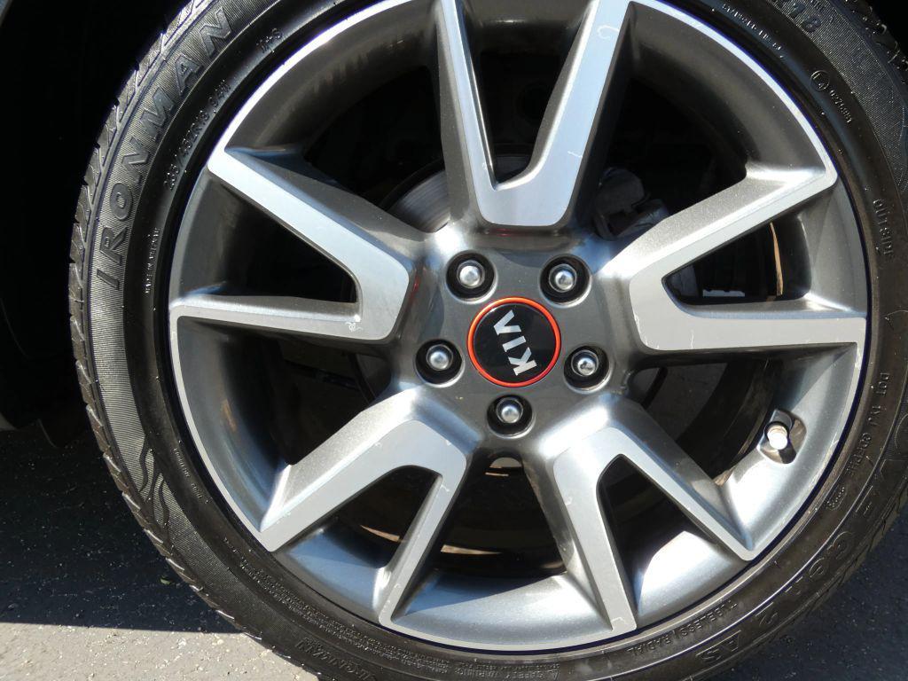 used 2021 Kia Soul car, priced at $13,990