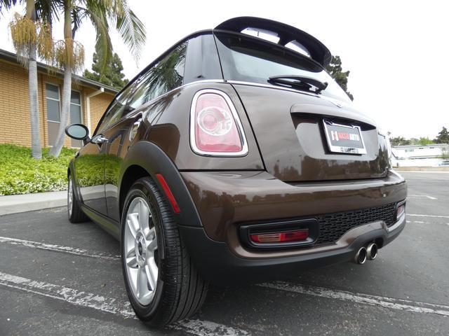 used 2013 MINI Hardtop car, priced at $10,990