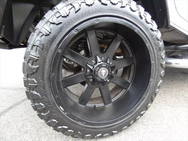 used 2006 Hummer H2 car, priced at $25,990